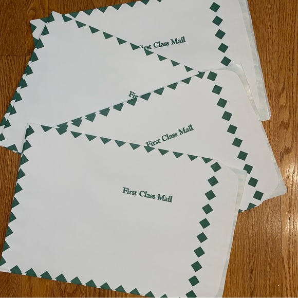 First Class Mailers 10”x13” - qty 30 - Picture 1 of 6